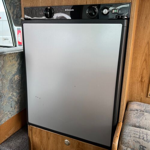 Devon Sunrise Toyota Hiace 2000 model Camper Van 2 Berth 2.4TD Heating/Toilet