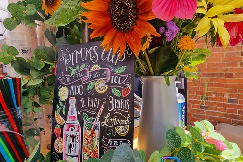 Gallery | Jolly Hucksters Mobile Bar Company | mobile bar Hertfordshire/mobile bar Buckinghamshire/mobile bar Hertfordshire/Wedding bar Buckinghamshire | wedding bar Hertfordshire | Real ale events bar /corporate events Hertfordshire/party bars Buckinghamshire/charity event bars
