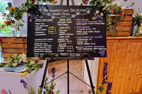 Gallery | Jolly Hucksters Mobile Bar Company | mobile bar Hertfordshire/mobile bar Buckinghamshire/mobile bar Hertfordshire/Wedding bar Buckinghamshire | wedding bar Hertfordshire | Real ale events bar /corporate events Hertfordshire/party bars Buckinghamshire/charity event bars