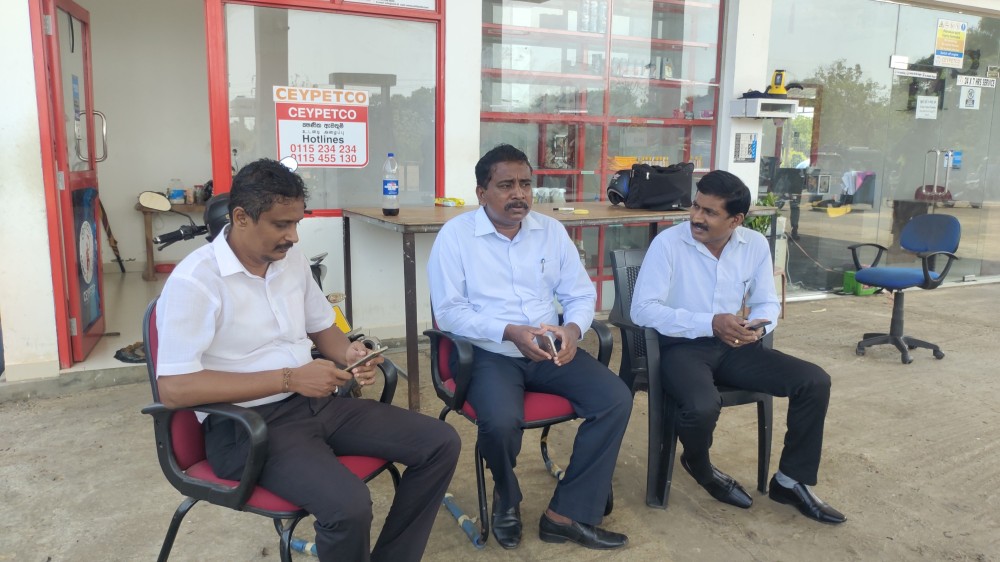 அமைதியான முறையில் வினியோகிக்கப்பட்ட எரிபொருள்