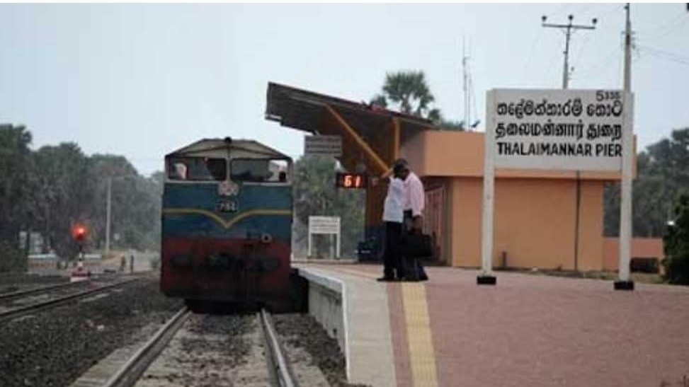 மன்னார் உள்ளுர் புகையிரத விஷேட சேவை நிறுத்தம்