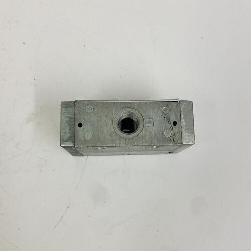 FGH5710400000 3/2 Directional Control Valve (DCV)