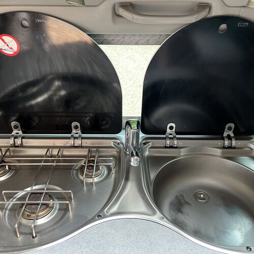 1999 Mazda Bongo 2.5 V6 Imperial Moonfleet Camper Van 4 Berth