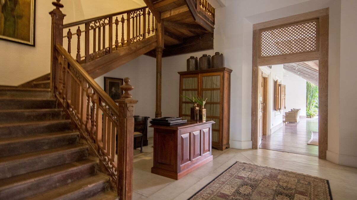 Taru Villas Rampart Street