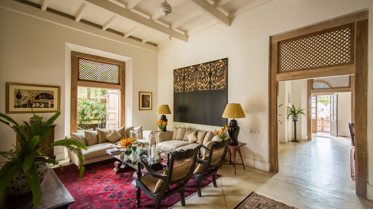 Taru Villas Rampart Street