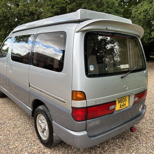 Toyota Granvia 3.0TD 4WD Auto Camper Van 4 Berth PRO Conversion 1996 Silver