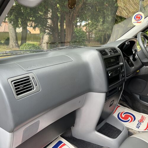 Toyota Granvia 3.0TD 4WD Auto Camper Van 4 Berth PRO Conversion 1996 Silver