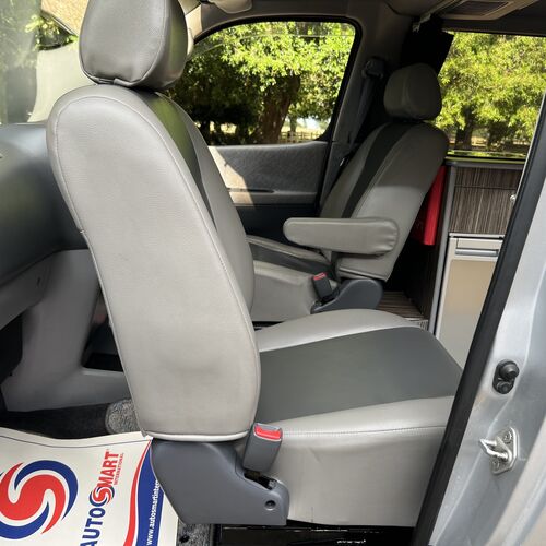 Toyota Granvia 3.0TD 4WD Auto Camper Van 4 Berth PRO Conversion 1996 Silver