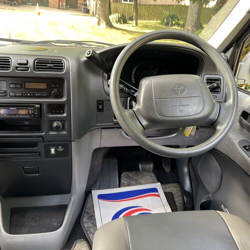Toyota Granvia 3.0TD 4WD Auto Camper Van 4 Berth PRO Conversion 1996 Silver