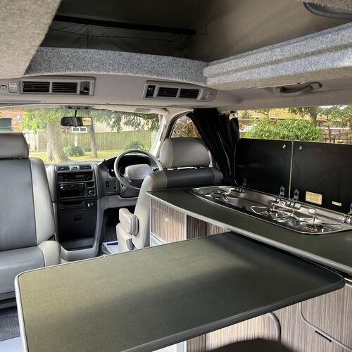 Toyota Granvia 3.0TD 4WD Auto Camper Van 4 Berth PRO Conversion 1996 Silver