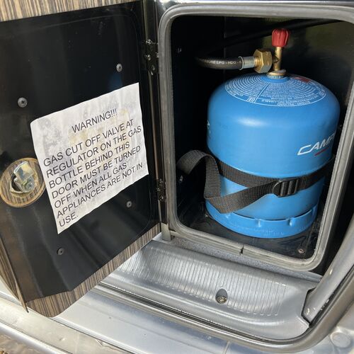 Toyota Granvia 3.0TD 4WD Auto Camper Van 4 Berth PRO Conversion 1996 Silver