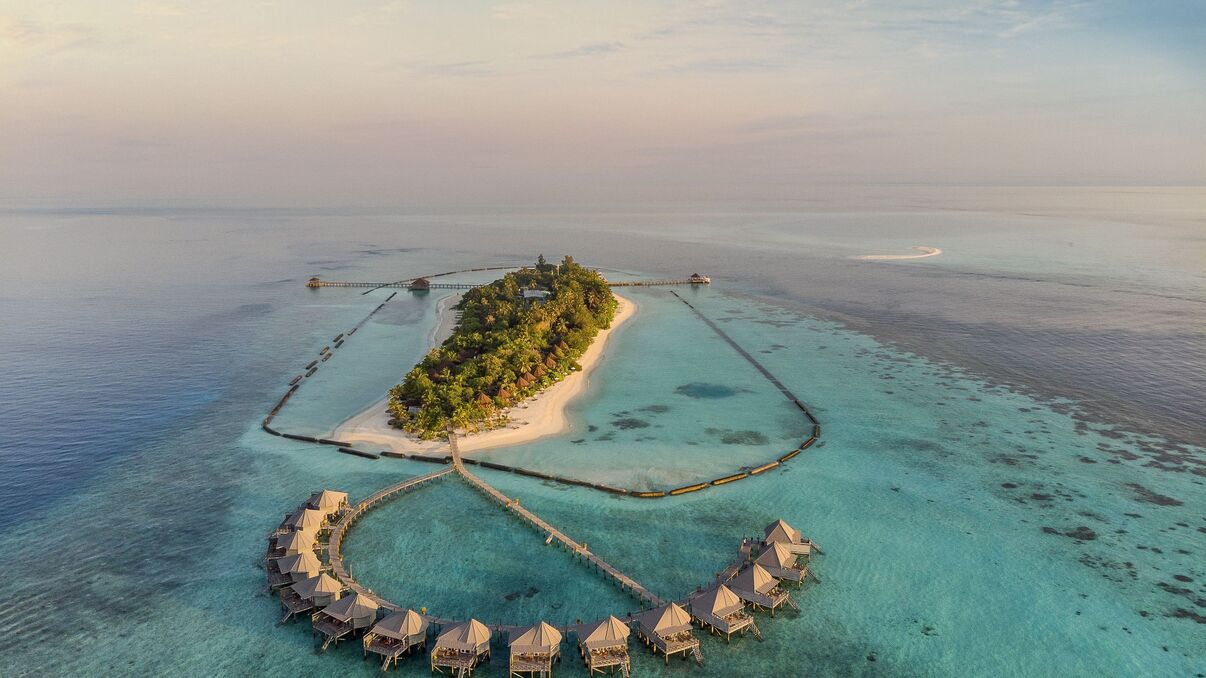 Komandoo Island Resort