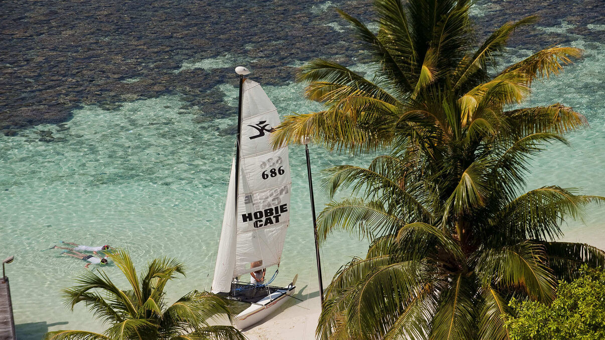 Diamonds Athuruga Maldives