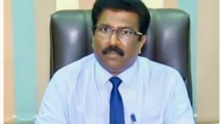 பல துறைகளில் உயர் பதவிகளில் திகழ்ந்த ஓய்வுநிலை அதிகாரிக்கு சேவை நலன் பாராட்டு விழா.