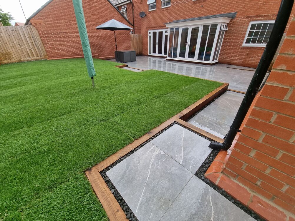 Gallery | Hd Landscaping | Landscape Gardening | Garden Maintenance Leighton Buzzard | Garden Design Bedfordshire