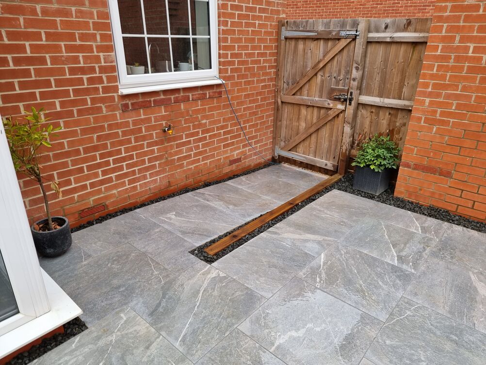 Gallery | Hd Landscaping | Landscape Gardening | Garden Maintenance Leighton Buzzard | Garden Design Bedfordshire