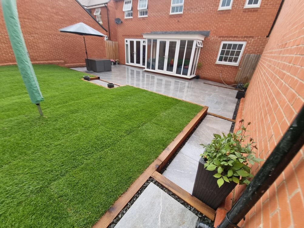 Gallery | Hd Landscaping | Landscape Gardening | Garden Maintenance Leighton Buzzard | Garden Design Bedfordshire
