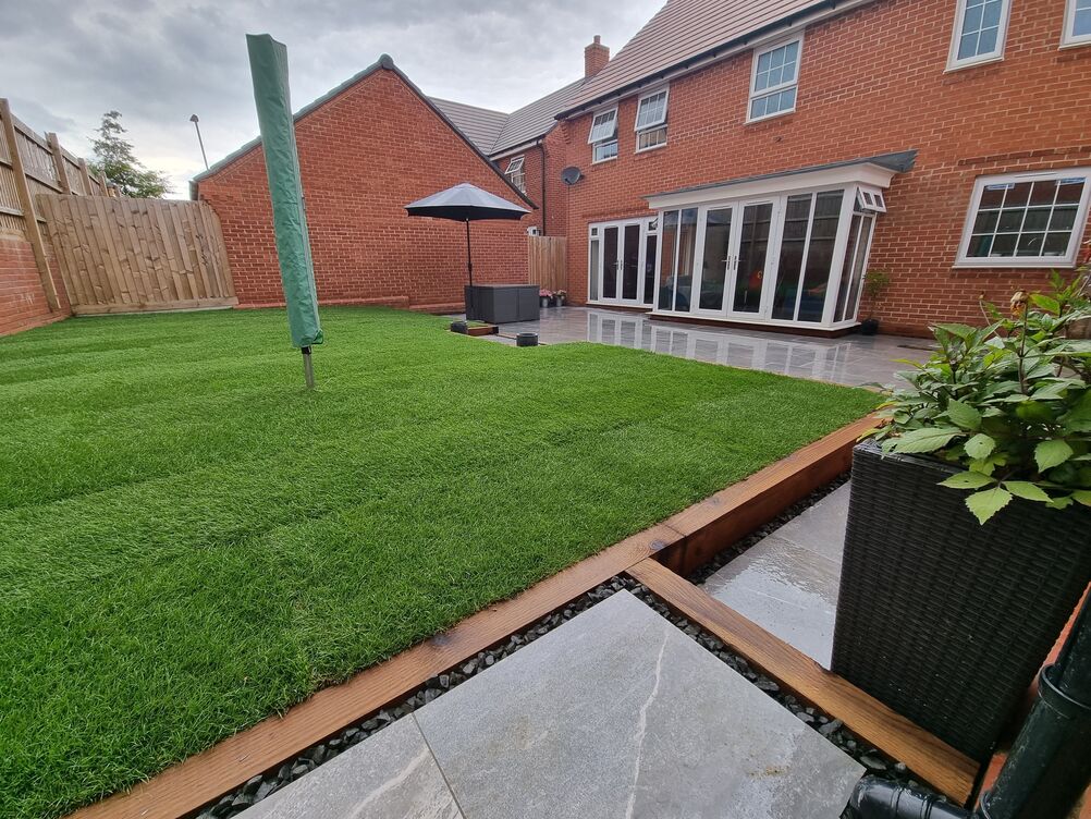Gallery | Hd Landscaping | Landscape Gardening | Garden Maintenance Leighton Buzzard | Garden Design Bedfordshire