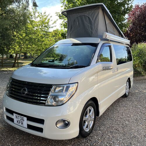 2006 Nissan Elgrand Northstar Camper Van 4 Berth 2.5V6 82179 miles Pearl White