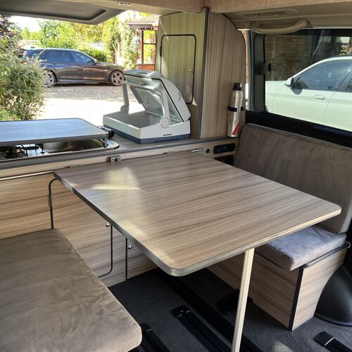 2006 Nissan Elgrand Northstar Camper Van 4 Berth 2.5V6 82179 miles Pearl White