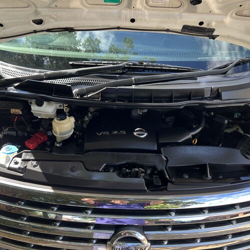 2006 Nissan Elgrand Northstar Camper Van 4 Berth 2.5V6 82179 miles Pearl White