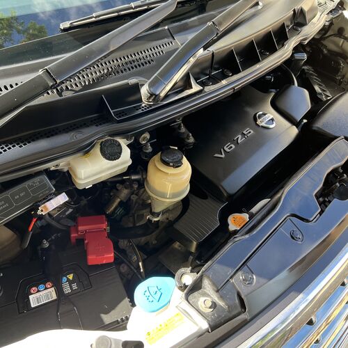 2006 Nissan Elgrand Northstar Camper Van 4 Berth 2.5V6 82179 miles Pearl White