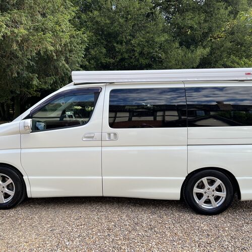 2006 Nissan Elgrand Northstar Camper Van 4 Berth 2.5V6 82179 miles Pearl White