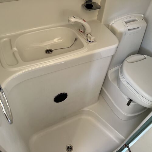 2004 Romahome Dimension R30 Citroen Relay 2.0 HDi Camper Van 2 Berth