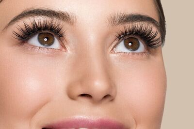 Lillywhite Cosmetics - Luxury Make-Up &amp; Accessories | Hourglass Beauty Sponge | Lash Adhesive Pen Cosmetics | Lip Liner Pencils False Lash Cosmetics