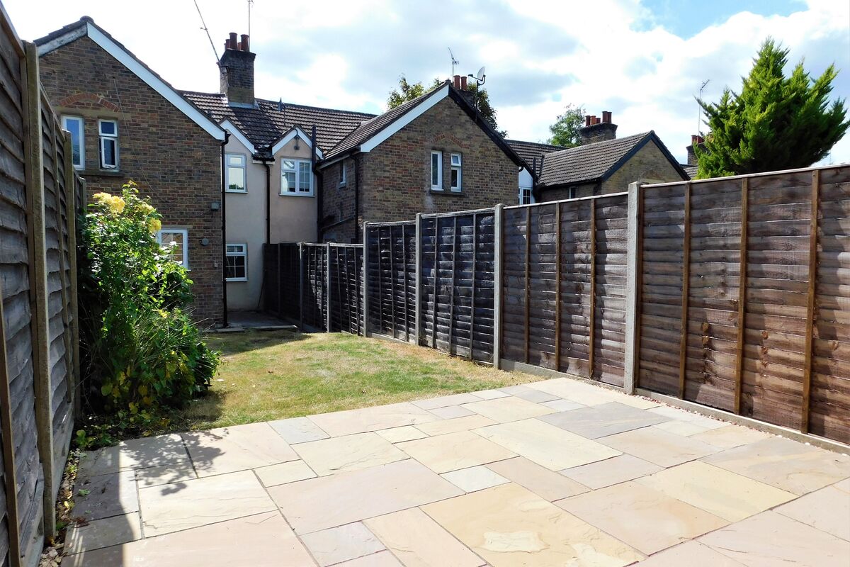 Wellington Terrace, Woking