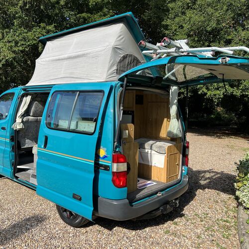 Devon Sunrise Toyota Hiace 2000 model Camper Van 2 Berth 2.4TD Heating/Toilet