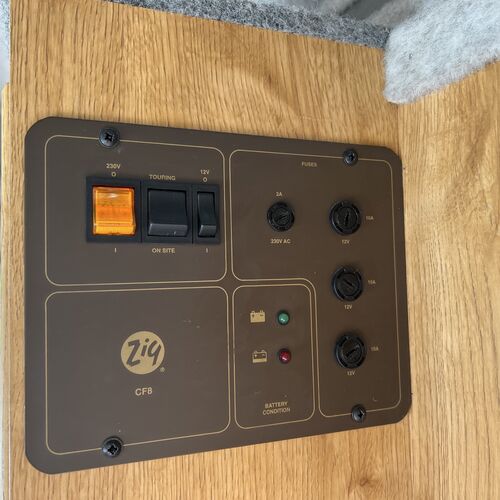 Devon Sunrise Toyota Hiace 2000 model Camper Van 2 Berth 2.4TD Heating/Toilet