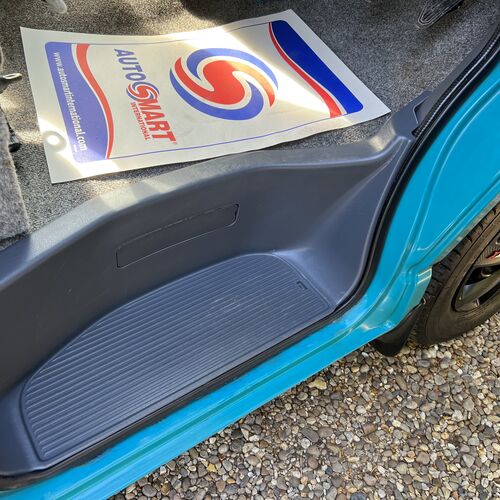 Devon Sunrise Toyota Hiace 2000 model Camper Van 2 Berth 2.4TD Heating/Toilet