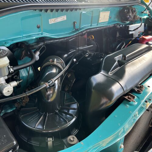 Devon Sunrise Toyota Hiace 2000 model Camper Van 2 Berth 2.4TD Heating/Toilet