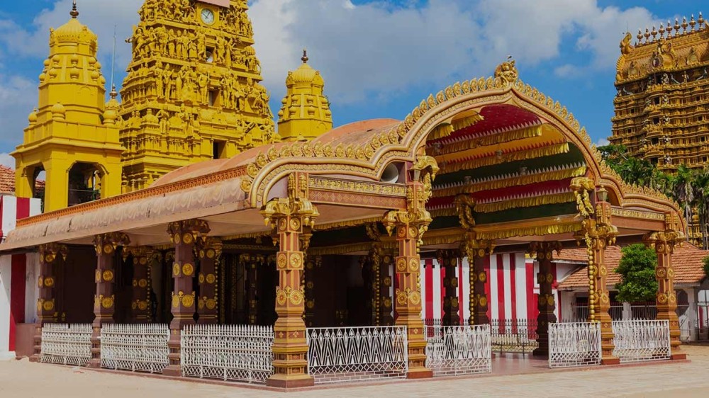 நல்லூர் கந்தசுவாமி ஆலய மகோற்சவ பெருவிழாவின் தீர்த்தோற்சவ உற்சவம்