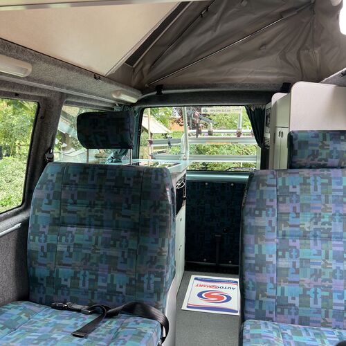 Bilbos Nektar Camper Van 4 Berth VW Transporter T4 SWB 2.5 TDi Automatic 04/2000