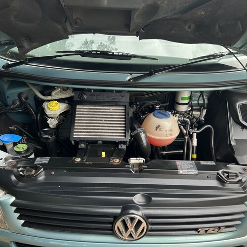 Bilbos Nektar Camper Van 4 Berth VW Transporter T4 SWB 2.5 TDi Automatic 04/2000