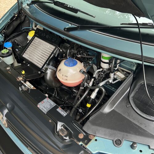 Bilbos Nektar Camper Van 4 Berth VW Transporter T4 SWB 2.5 TDi Automatic 04/2000