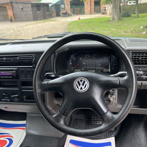 Bilbos Nektar Camper Van 4 Berth VW Transporter T4 SWB 2.5 TDi Automatic 04/2000