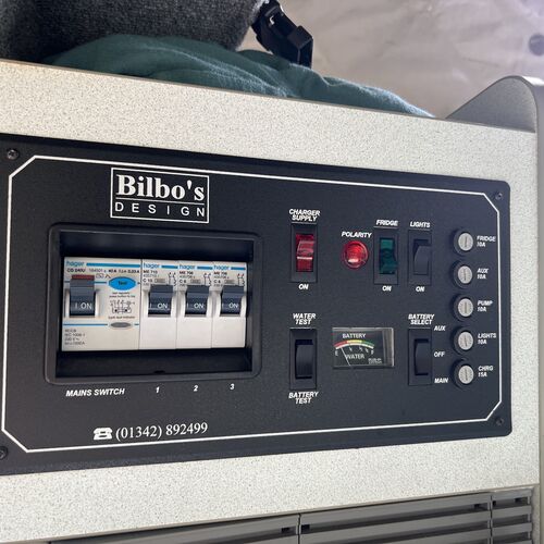 Bilbos Nektar Camper Van 4 Berth VW Transporter T4 SWB 2.5 TDi Automatic 04/2000