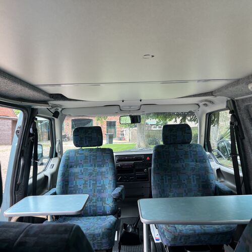 Bilbos Nektar Camper Van 4 Berth VW Transporter T4 SWB 2.5 TDi Automatic 04/2000