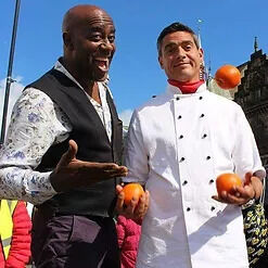 DAN THE HAT (Comedy juggler)