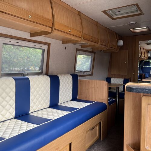 2007 Mercedes Sprinter 315 CDi 2148cc Luxury 3 Berth Camper Van LWB - Huge Spec