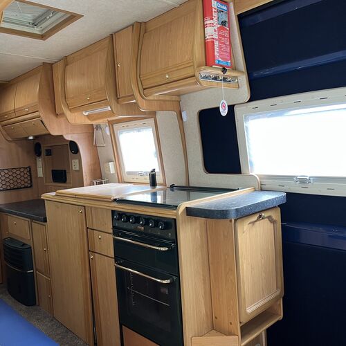 2007 Mercedes Sprinter 315 CDi 2148cc Luxury 3 Berth Camper Van LWB - Huge Spec