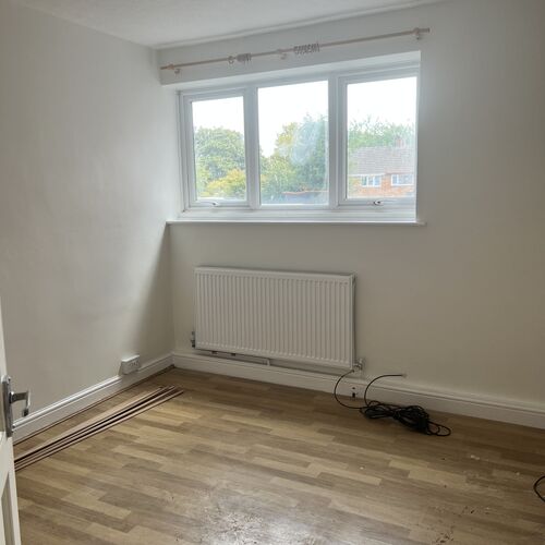 WEST BLETCHLEY - 3 BEDROOM (2bed + nursery/study)