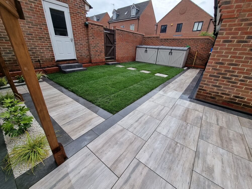 Gallery | Hd Landscaping | Landscape Gardening | Garden Maintenance Leighton Buzzard | Garden Design Bedfordshire