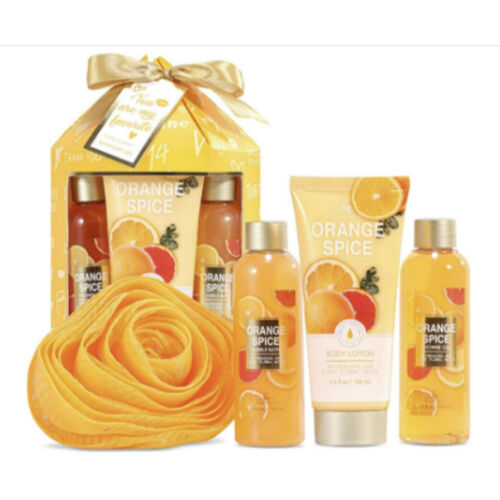 Body & Earth Orange Spice Gift Set - Shower Gel, Bubble Bath, Body Lotion