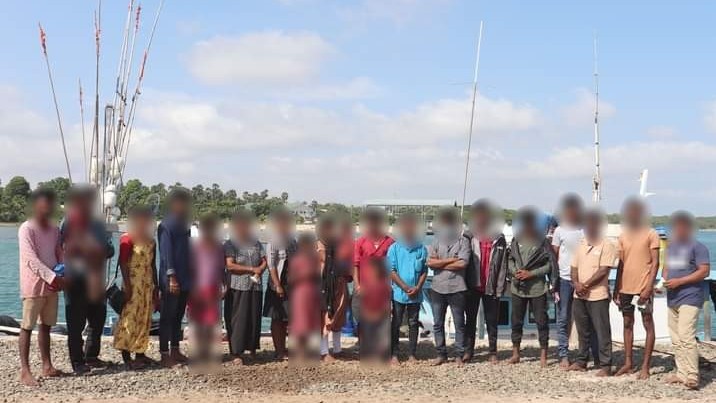 சட்டவிரோதமாக கடல் வழியாக புலம்பெயர முற்பட்ட 26  பேர் இன்று அதிகாலை கைது