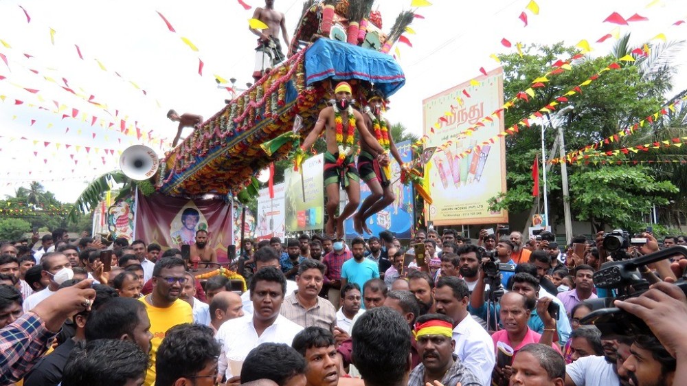 தியாக தீபம் திலீபனின் நினைவிடத்தில் ஏற்பட்ட முரண்பாடுகள்