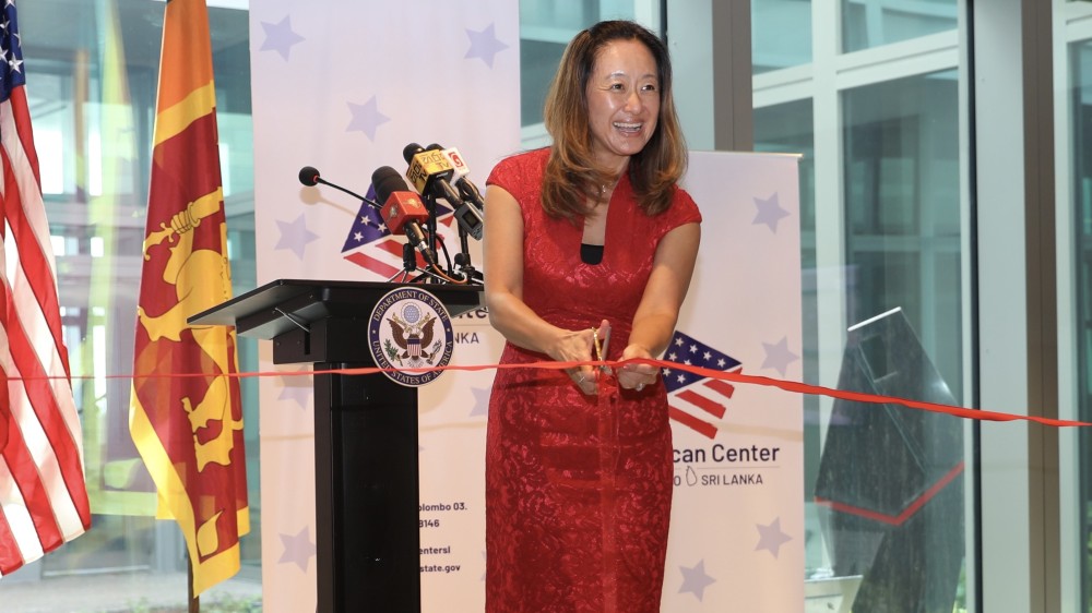 New American Center Opens Its Doors in Colombo